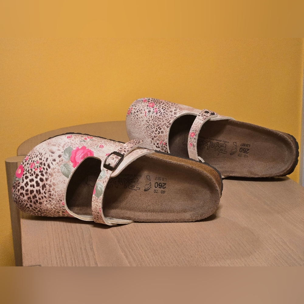 Birki's by Birkenstock Women's Maria Floral Roses Clogs, Size 9 Condition: Pre- - Picture 4 of 6